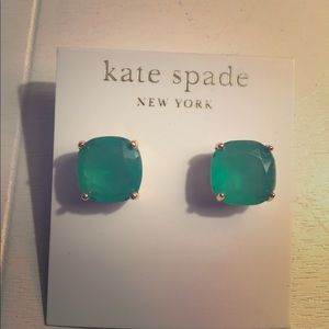 Kate Spade gumdrop earrings A+ Emerald green!!